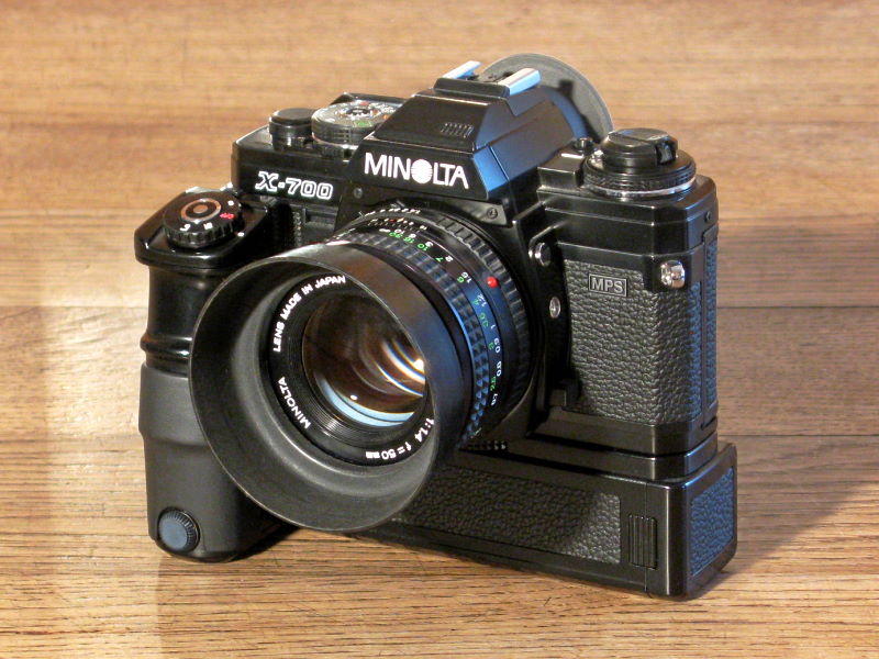 Minolta X-700 avec moteur